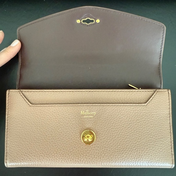 Mulberry Darley Wallet in Small Classic Grain – Dark Blush (J111) - Picture 4 of 10